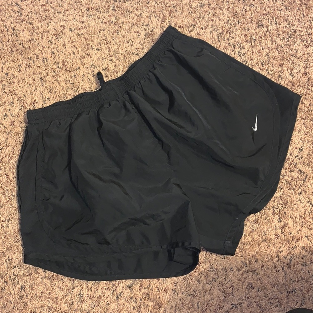 Black Nike running shorts size L